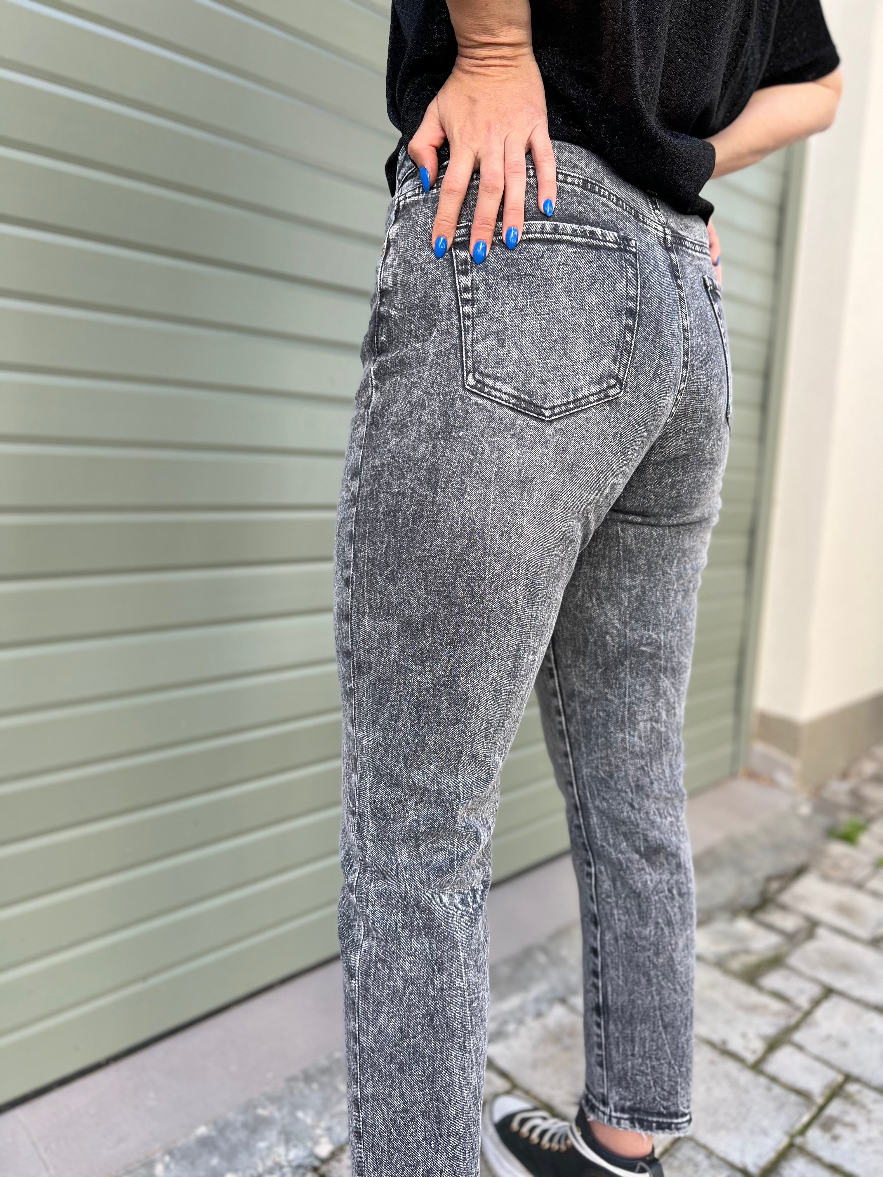 Dark Grey Jeans